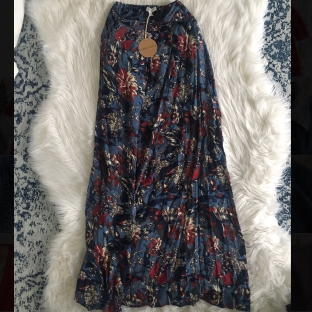✨Honey Punch maxi skirt size small
